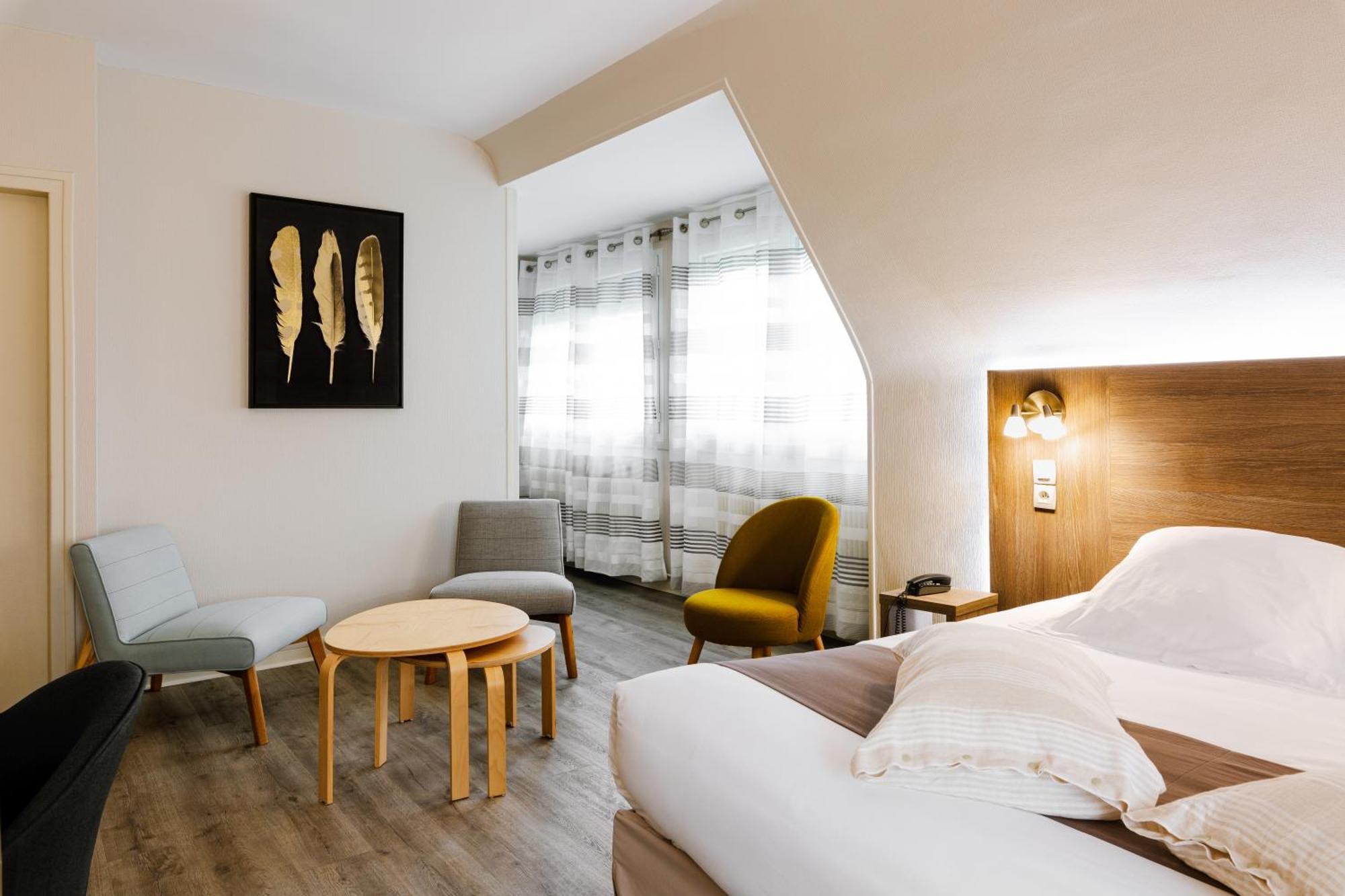 Logis Hotel Le Relais De La Poste Restaurant Le Fil Du Temps Thury-Harcourt-le-Hom Dış mekan fotoğraf